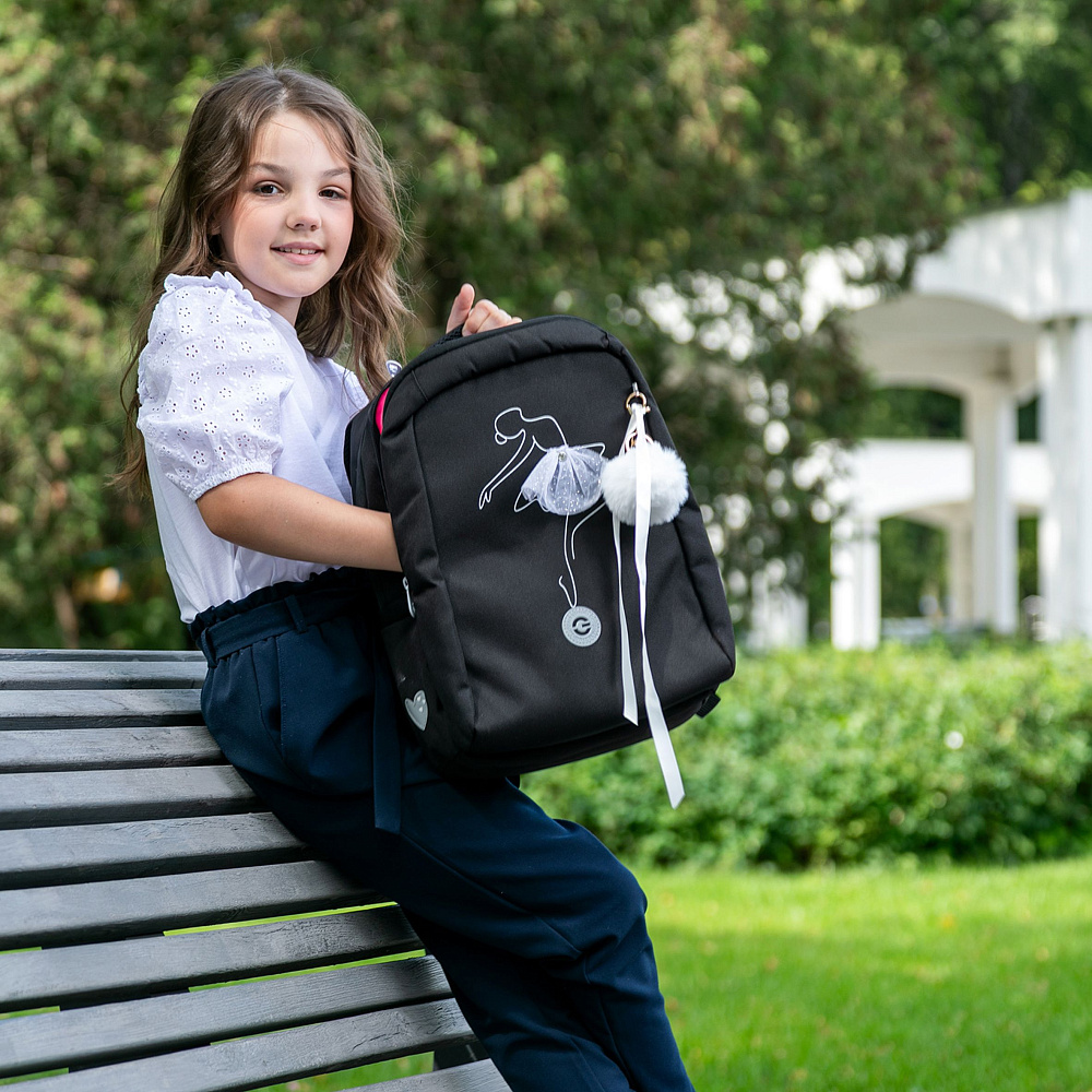 RG-366-1 Рюкзак школьный