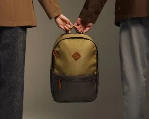 Выбор 2025: 5 рюкзаков, покоривших сердца родителей